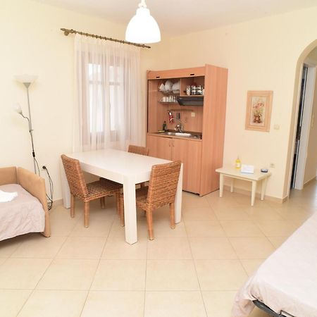 Margaritari Hotel Agia Anna  外观 照片