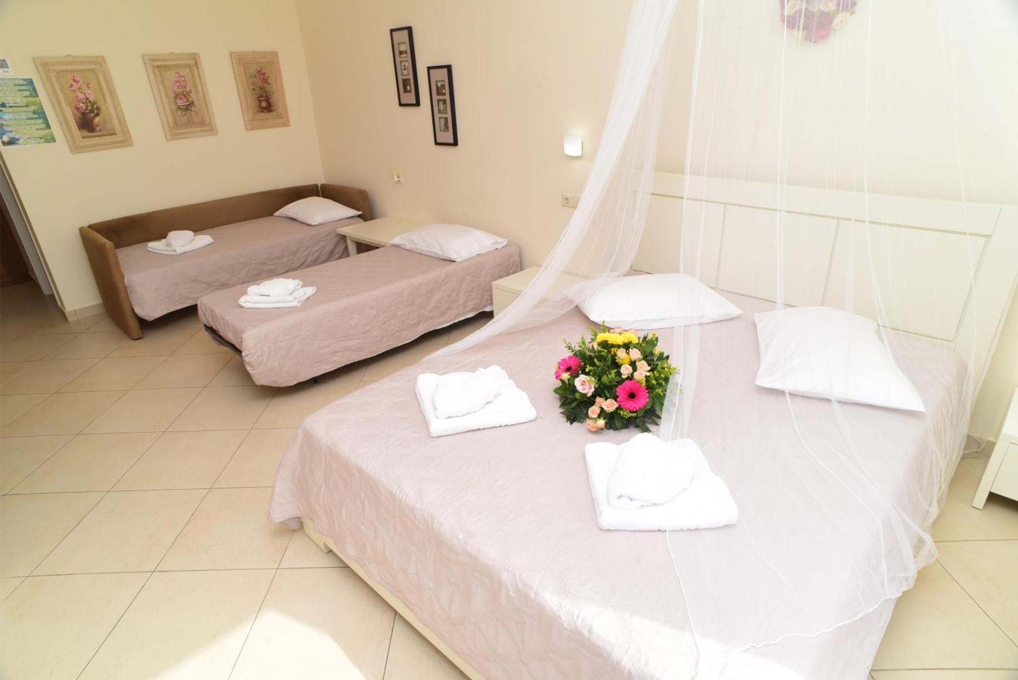 Margaritari Hotel Agia Anna  外观 照片