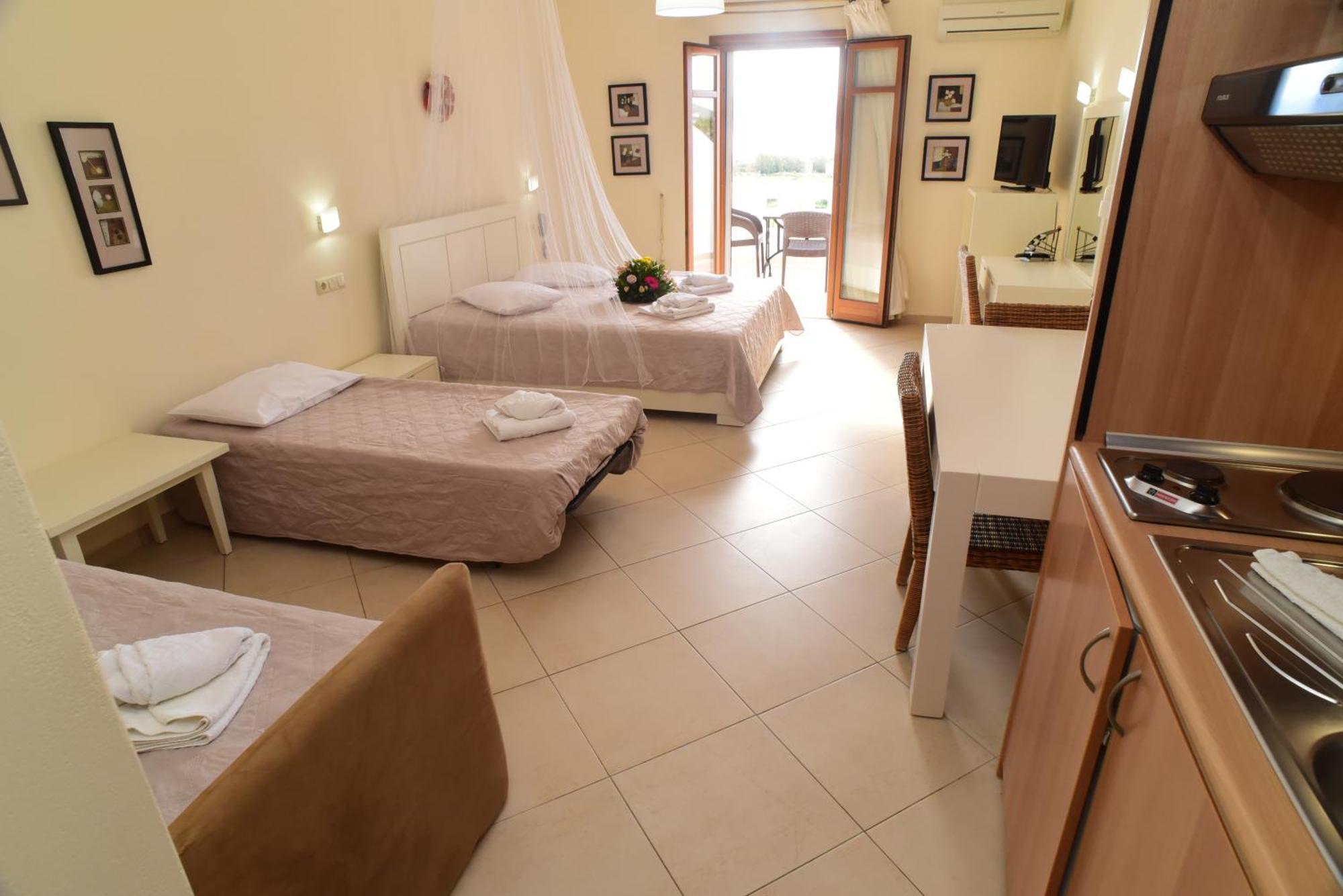 Margaritari Hotel Agia Anna  外观 照片