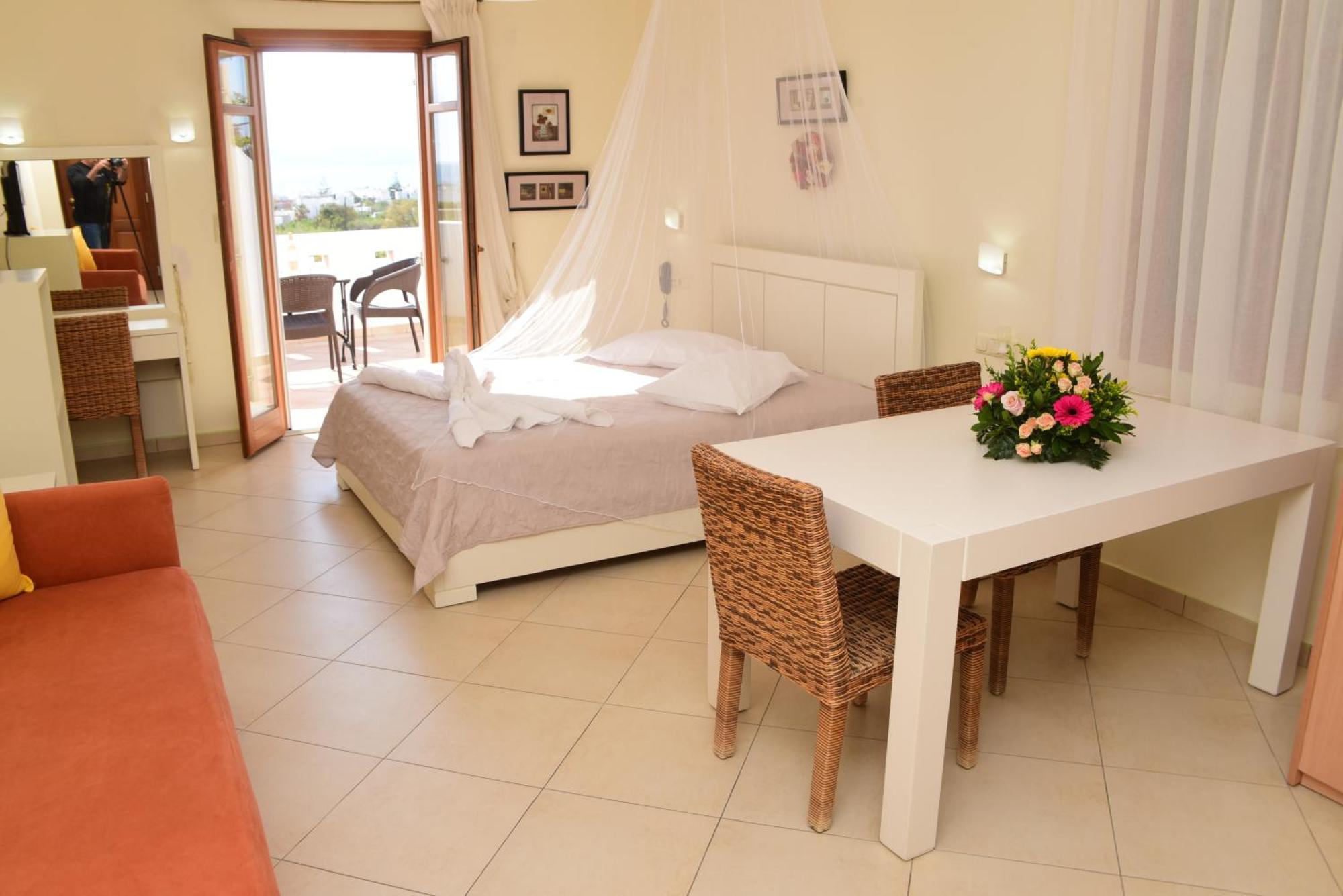 Margaritari Hotel Agia Anna  外观 照片